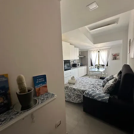 Cannonhouse - La Pavoncella Blu Appartement *